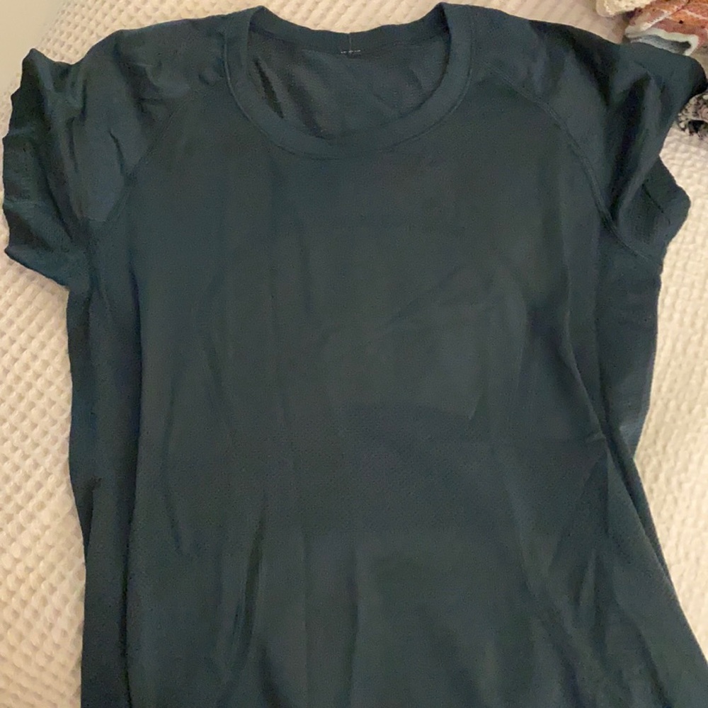Lululemon swiftly tech top